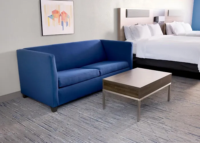 Holiday Inn Express & Suites Dania Beach - Airport Area