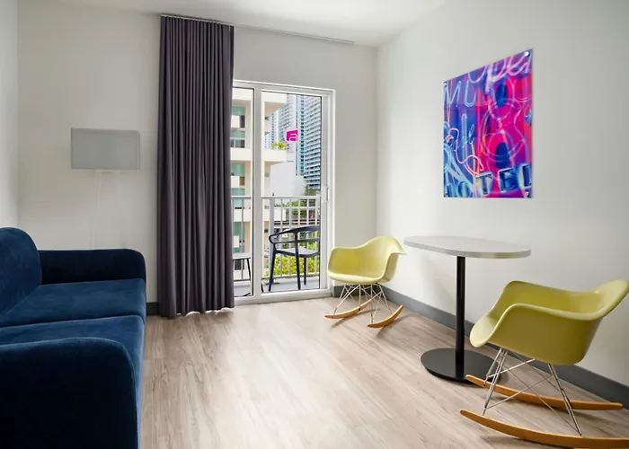 Hotel Aloft By Marriott Miami Brickell