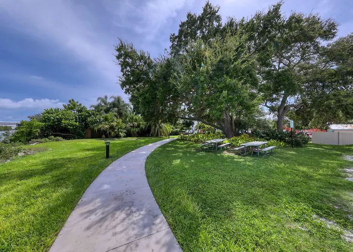 Beachtrail Lodging