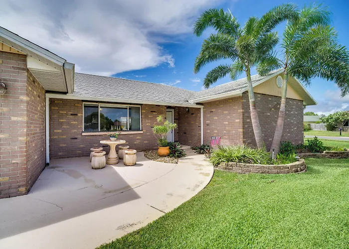 Waterfront Merritt Island Vacation Rental W/ Pool!
