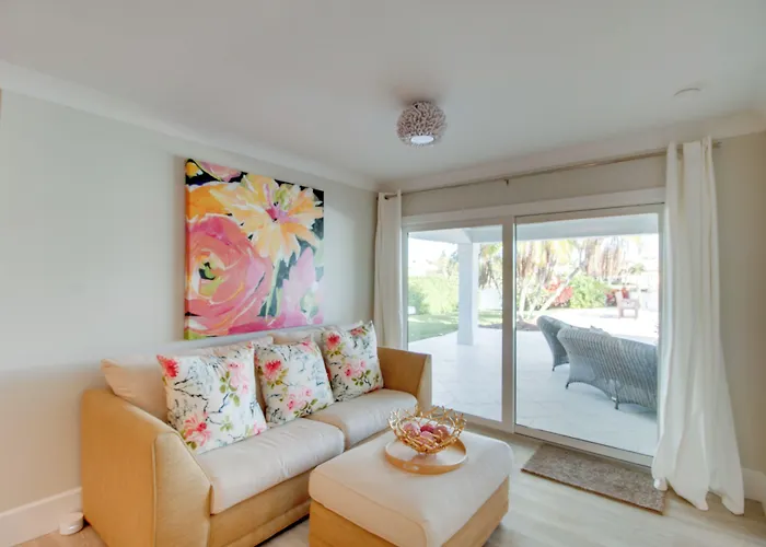 Lavish Vero Beach Escape With Pool, Patio + Dock!