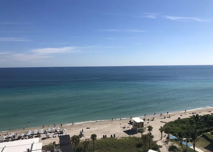 Hyde Beach House Apartments