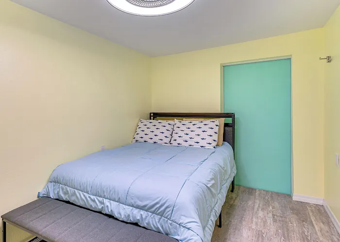 Little Gasparilla Home: Walk To Beaches!