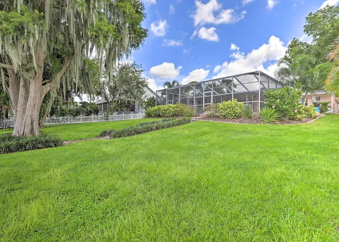 Waterfront Winter Haven Home With Dock & Hot Tub!