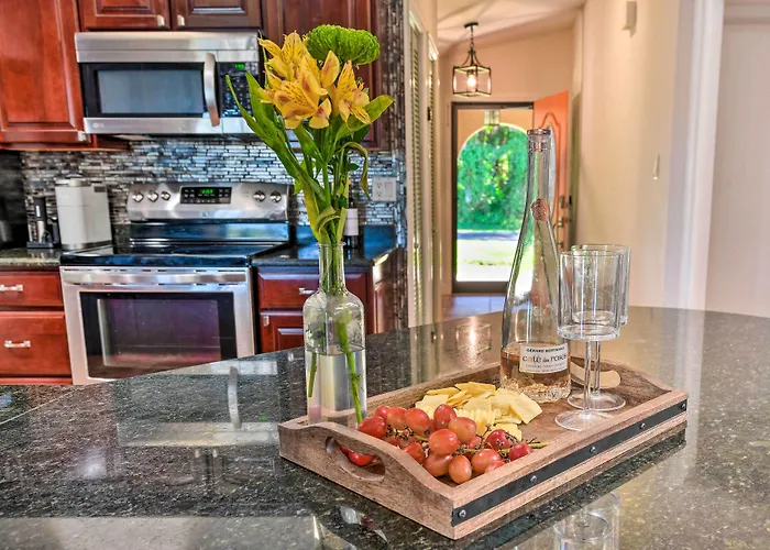 Port Charlotte Retreat W/ Heated Pool & Spa!