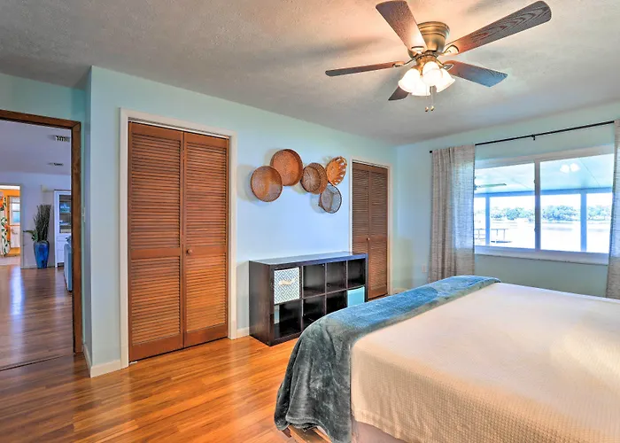 Lakefront Babson Park Escape: Pet Friendly!