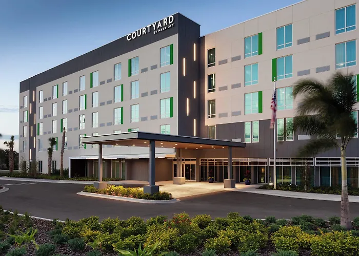 Courtyard By Marriott Winter Haven