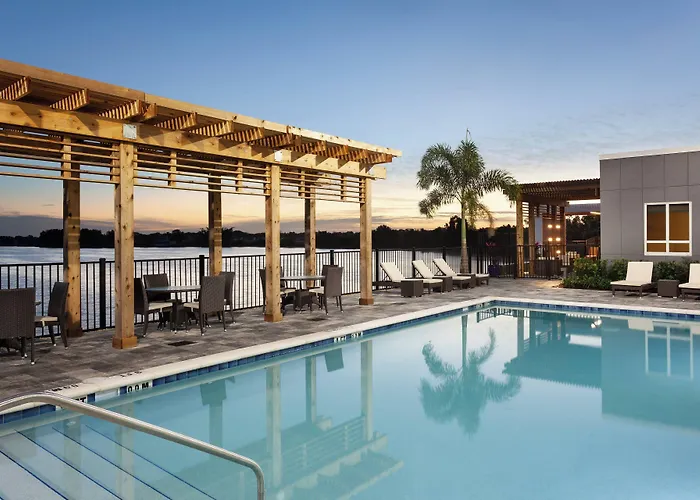 Courtyard By Marriott Winter Haven