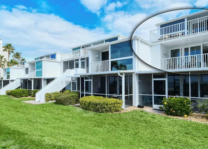 Laplaya 206C: Gulf View End Unit with Private Beach Access