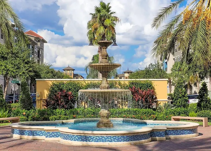 4Br 2Bath Condo Balcony 5Min Conv Center 2020Ft