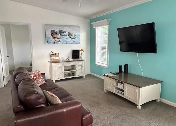 Cozy Resort Home Near Disney & Orlando Parks
