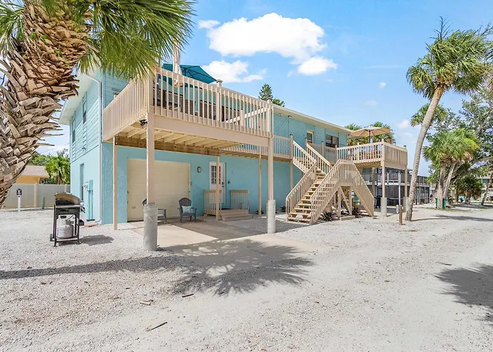 Blissful Beach Retreat B