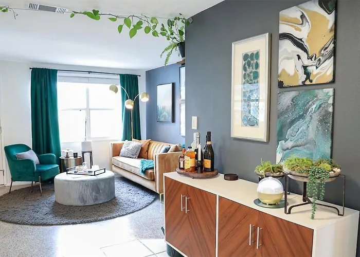 Mystic Haven - Hot Tub, Bbq Grill, Beaches, Pet Friendly
