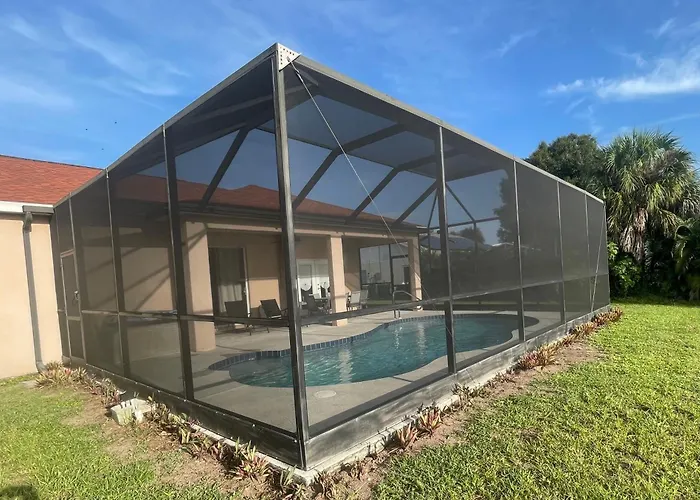 Pool Home In Englewood