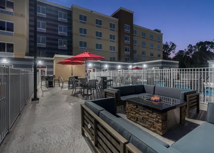 Fairfield Inn & Suites By Marriott Gainesville I-75