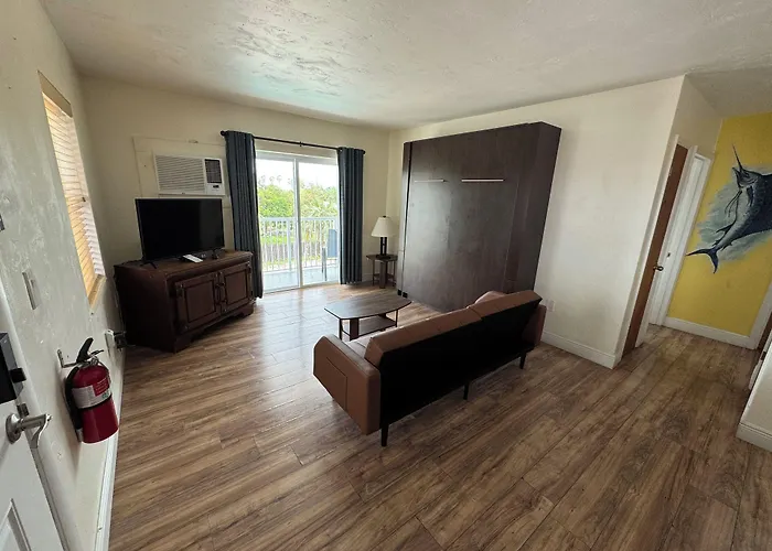 Knight'S Key Suites