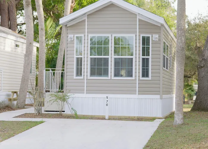 Road Runner Travel Resort
