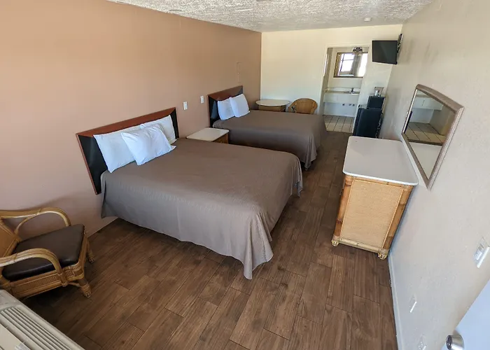 Summer Breeze Motel