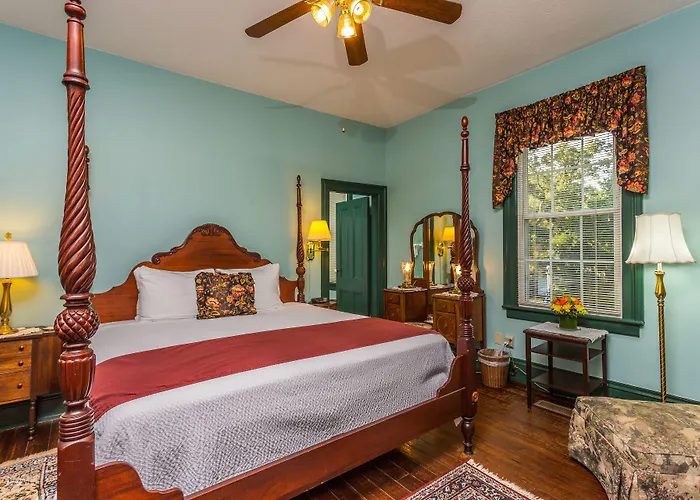 Spencer House Inn