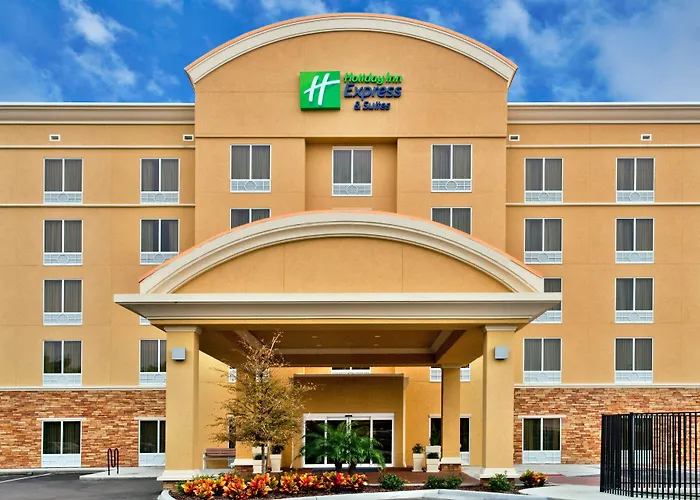 Holiday Inn Express Hotel & Suites Largo-Clearwater By Ihg