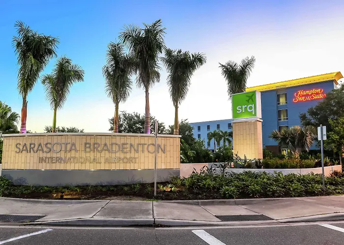 Hampton Inn & Suites Sarasota / Bradenton - Airport