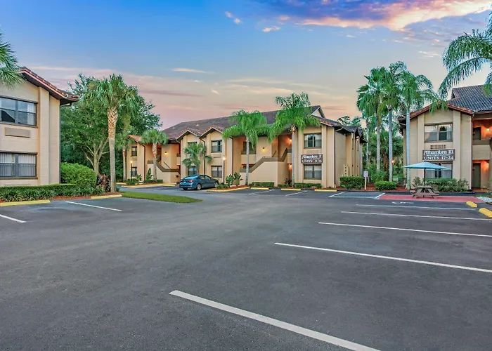 Alhambra Villas By Coolvacay