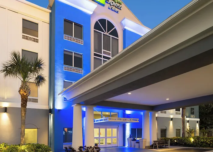 Holiday Inn Express & Suites St. Petersburg North