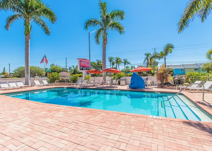 Hibiscus Suites - Sarasota