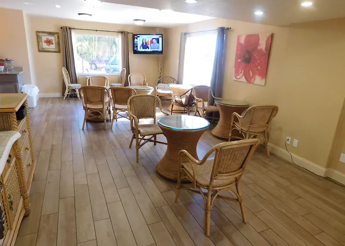 Hibiscus Suites - Sarasota