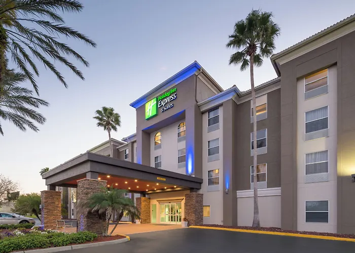 Holiday Inn Express & Suites Orlando International Airport By Ihg
