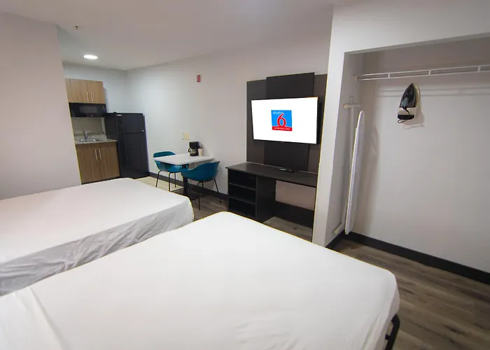 Studio 6 Extended Stay - West Palm Beach, Fl
