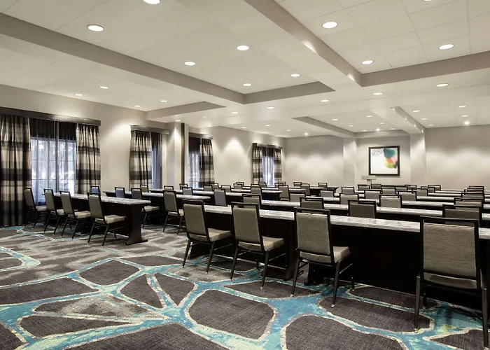 Embassy Suites By Hilton Orlando Airport