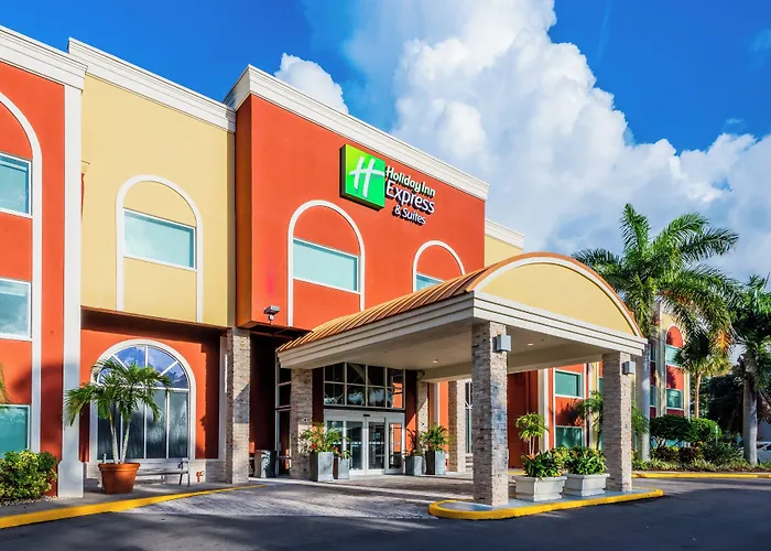 Holiday Inn Express Hotel & Suites Bradenton West By Ihg