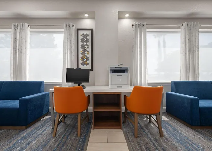 Holiday Inn Express Hotel & Suites Clearwater Us 19 North By Ihg