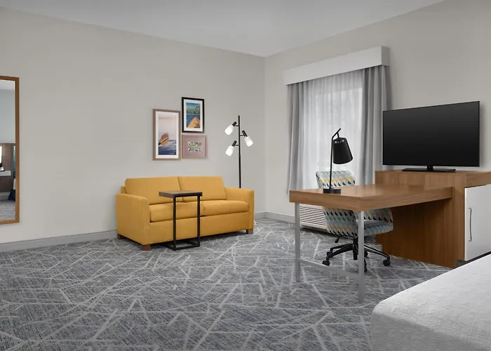 Hampton Inn & Suites Lake City