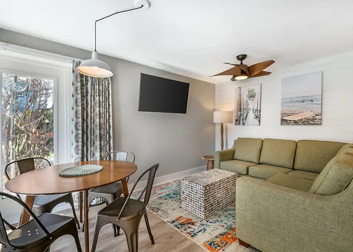 Coconut Palms Beach Resort Ii, An Ascend Collection Hotel