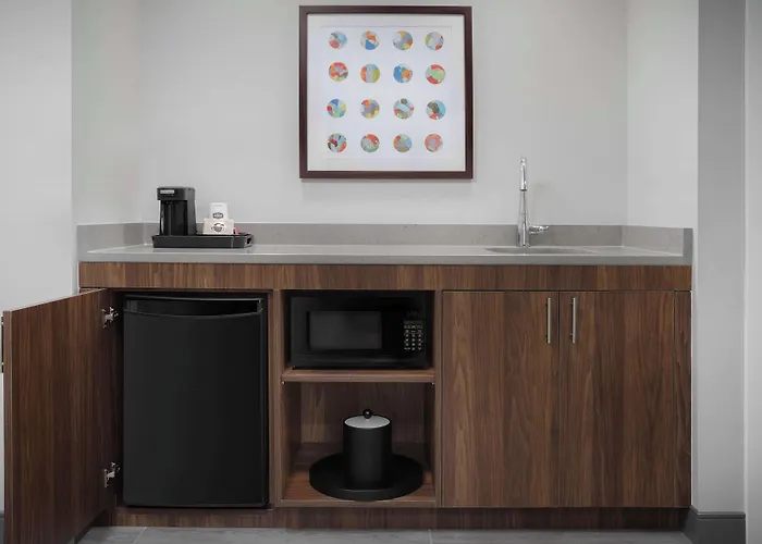 Hampton Inn & Suites Naples South