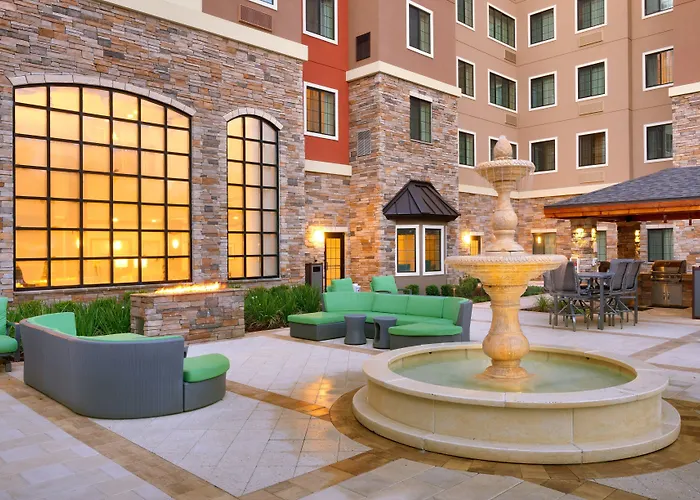 Holiday Inn Express & Suites - Gainesville I-75 By Ihg