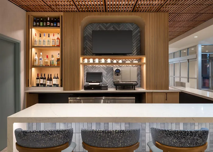 Hyatt Place Fort Myers Estero - Newly Renovated