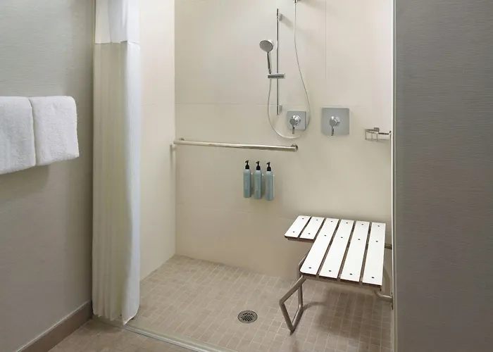 Courtyard By Marriott Fort Lauderdale Airport & Cruise Port