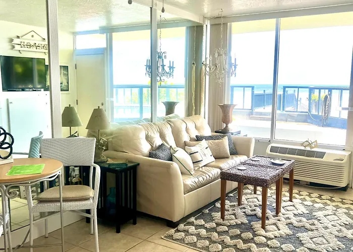 Ocean Breeze - Ocean Front At Symphony Beach Club!