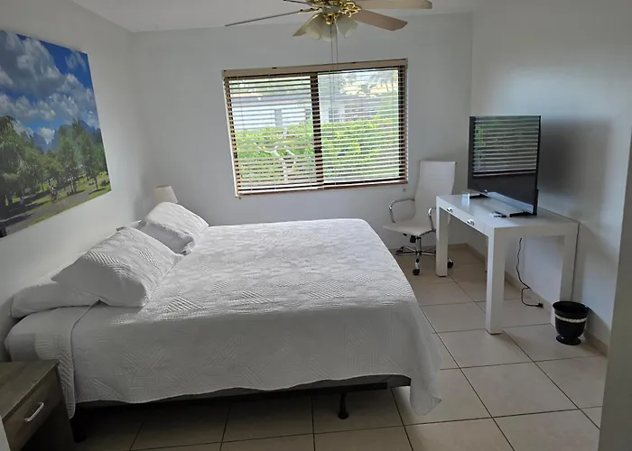 Cozy Family Home In Quiet Area, Nice Garden Views.