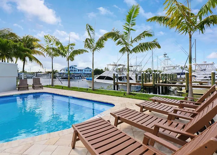 Sailfish Suites 2 - Pet Friendly & Waterfront
