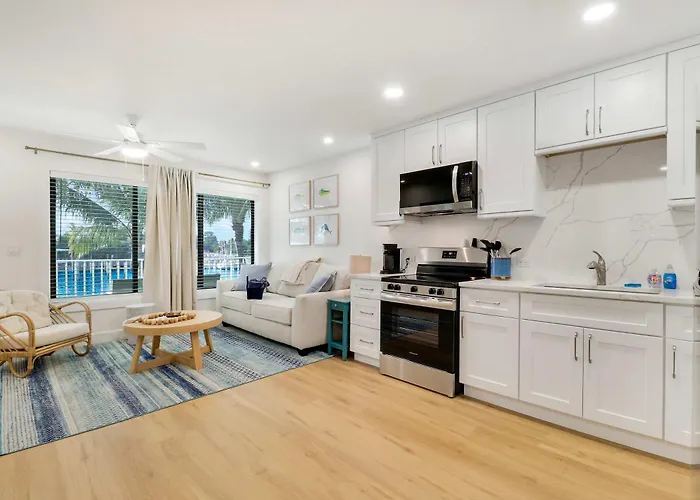 Sailfish Suites 3 - Waterfront