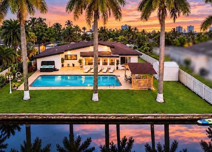 Aventura Waterfront House