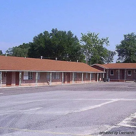 Crestview Inn