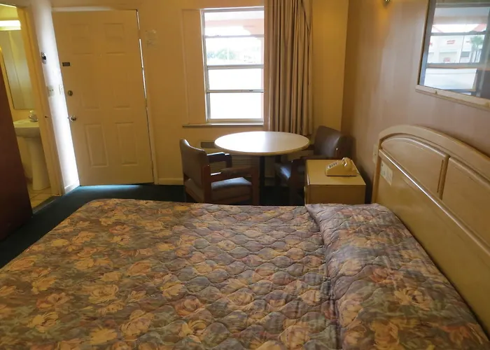 Budget Inn
