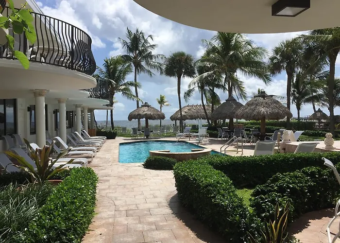 High Noon Beach Resort