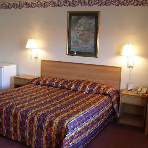 Red Carpet Inn Starke