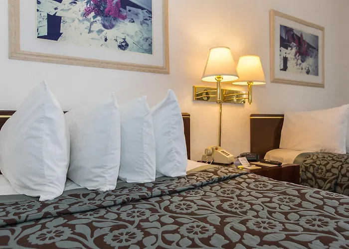 Thunderbird Beach Hotel